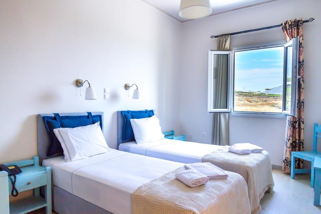 Zorbas Hotel Santorini Pýrgos Zimmer foto